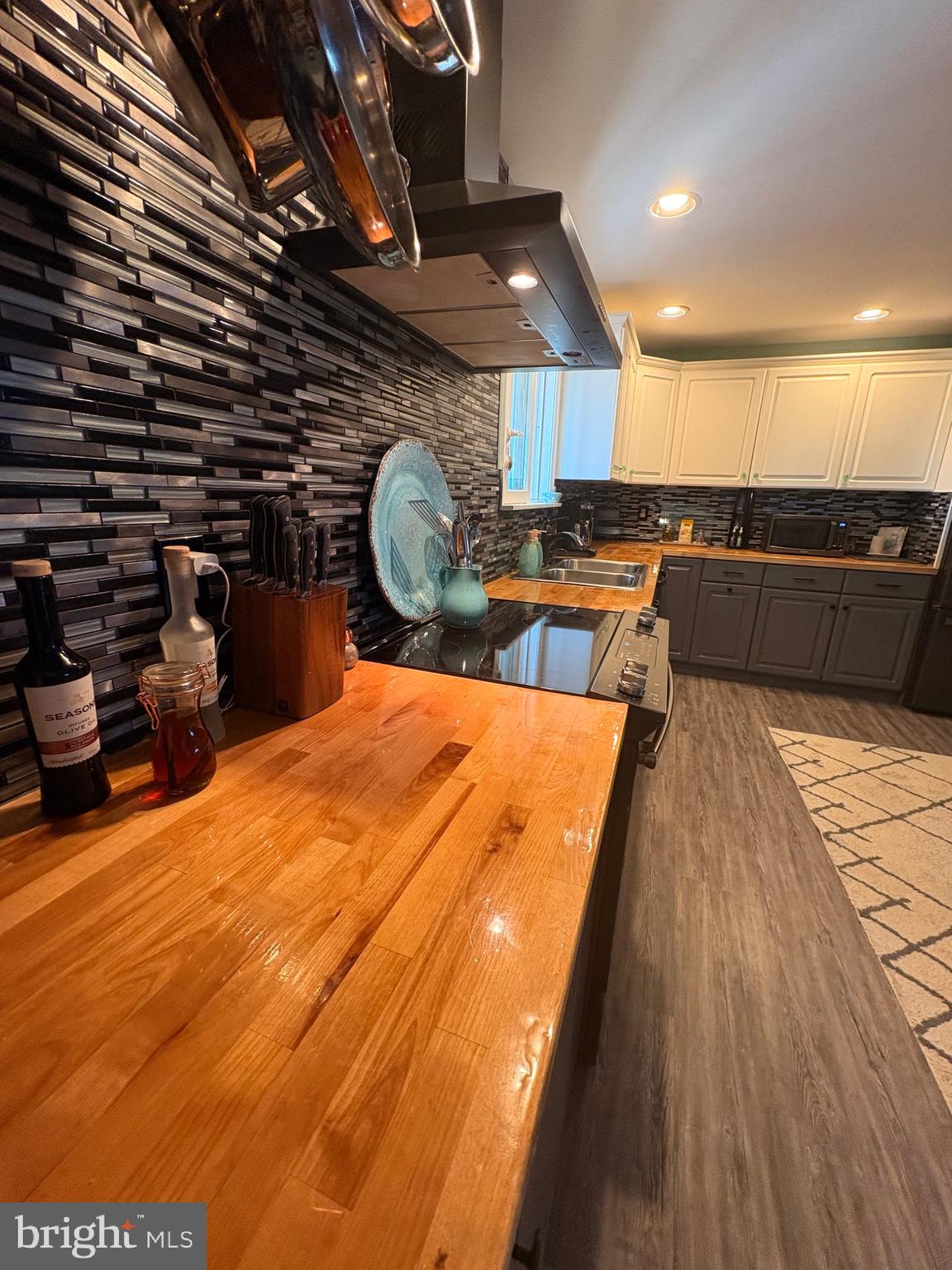 20949 Somers Road Ewell, MD 21824 - Photo 24 of 55 New countertops