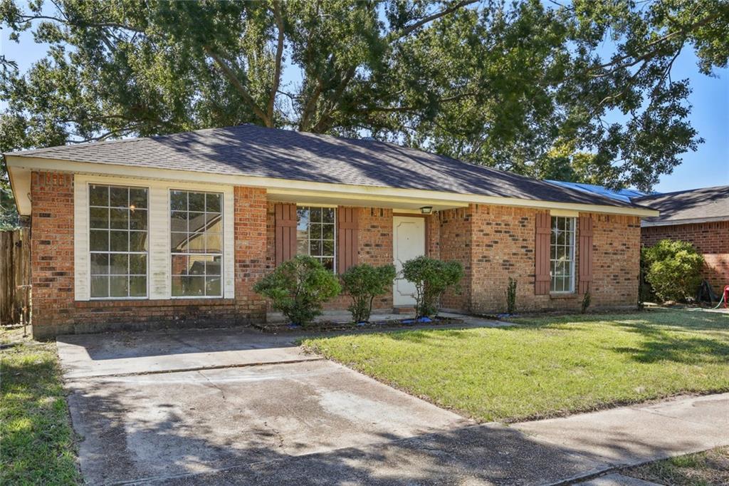 1813 Meeker Loop Laplace, LA 70068 - Photo 2 of 12