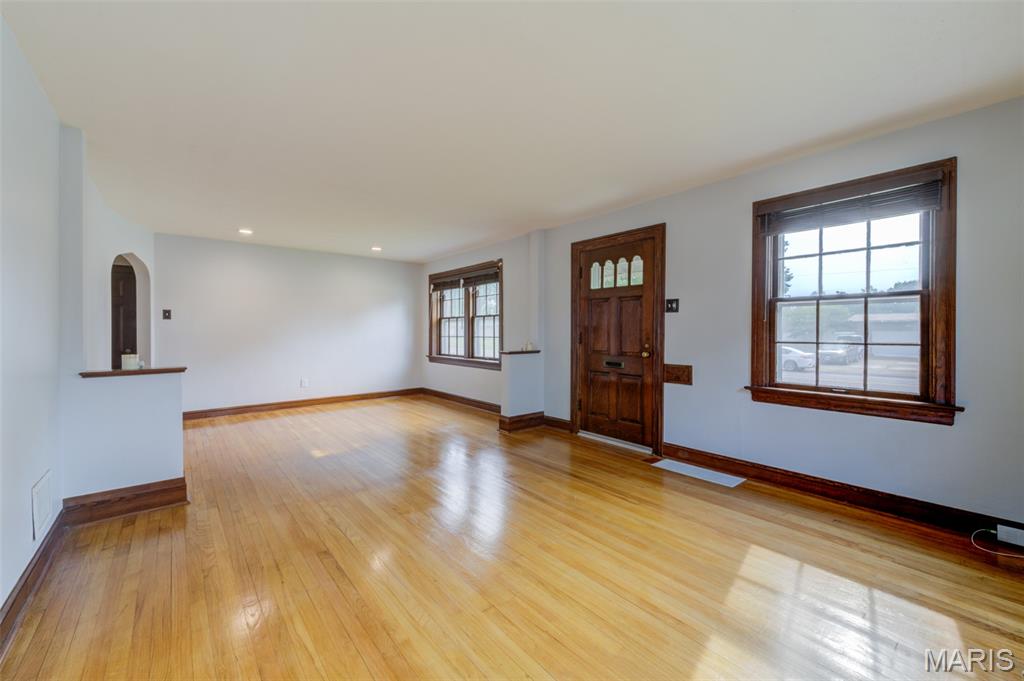 2307 Brown Road Overland, MO 63114 - Photo 9 of 48 Gallery Image 9
