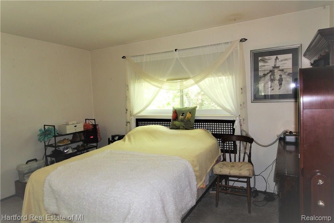 14436 Riverside Drive Livonia, MI 48154 - Photo 9 of 16 IMG_0429.JPG