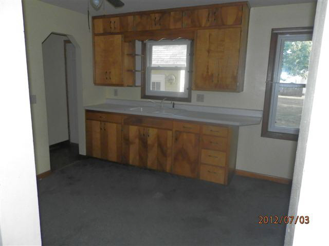 404 7th Street Howe, IN 46746 - Photo 3 of 9 Gallery Image 3