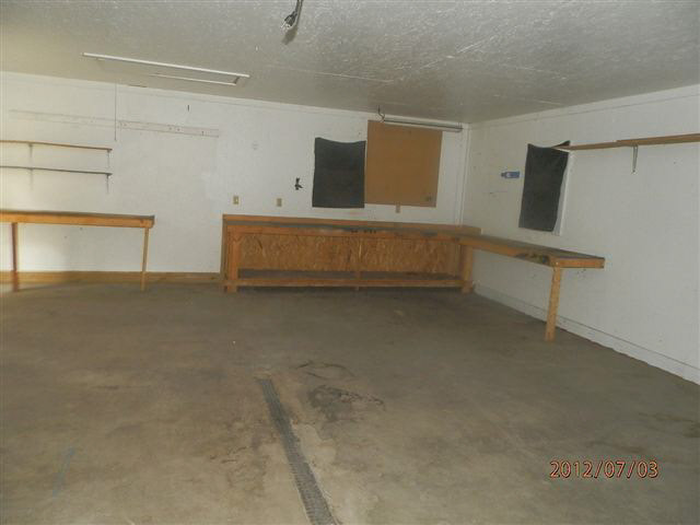 404 7th Street Howe, IN 46746 - Photo 8 of 9 Gallery Image 8