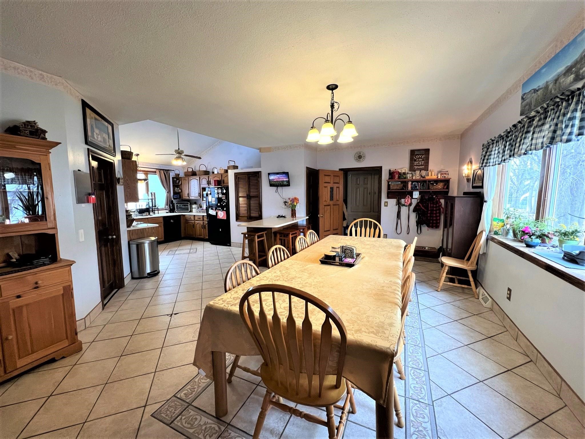 25 Walnut Street Rochester, NH 03867 - Photo 5 of 32