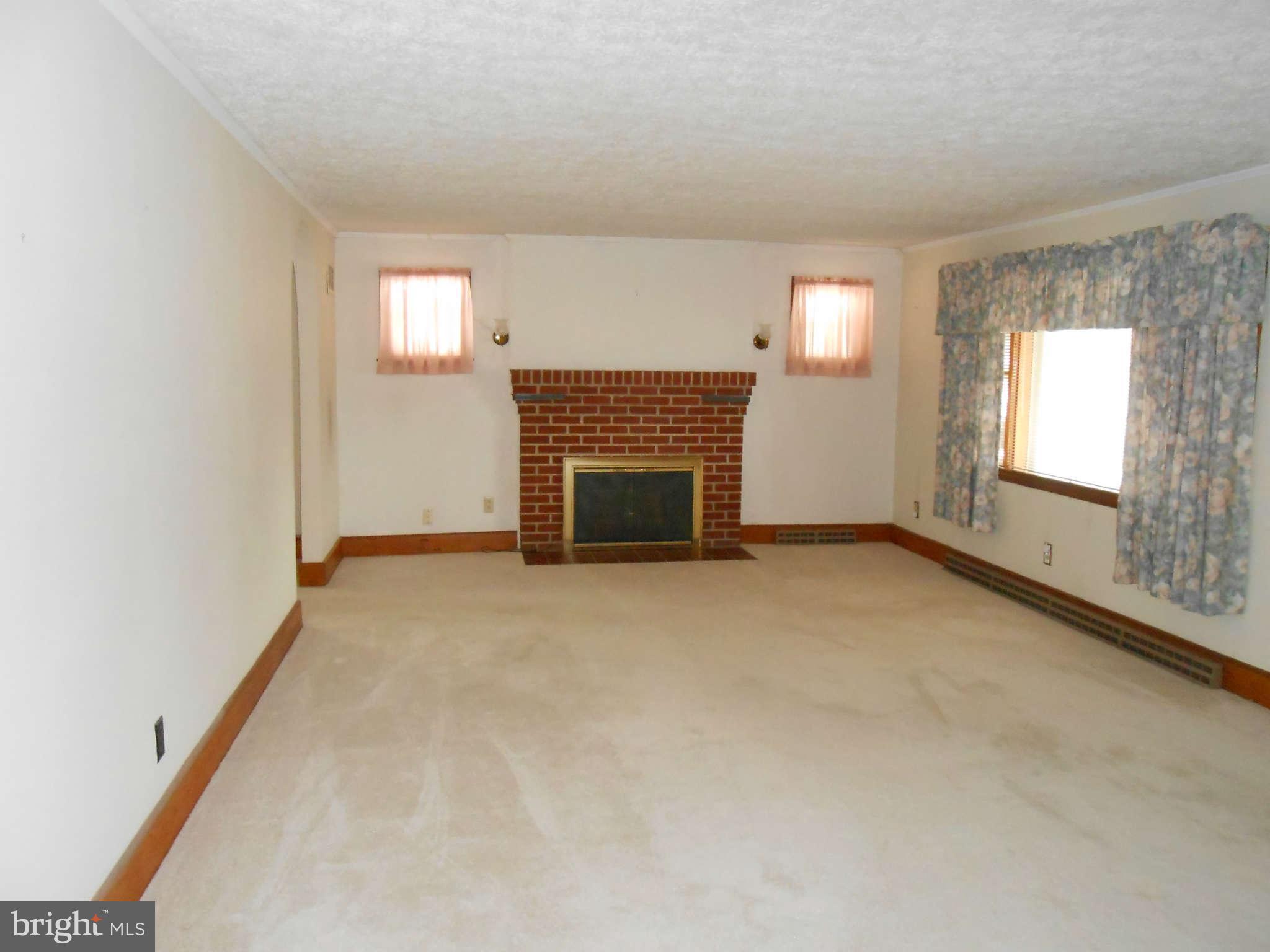23263 Colton Point Road Avenue, MD 20609 - Photo 3 of 12 Living Room