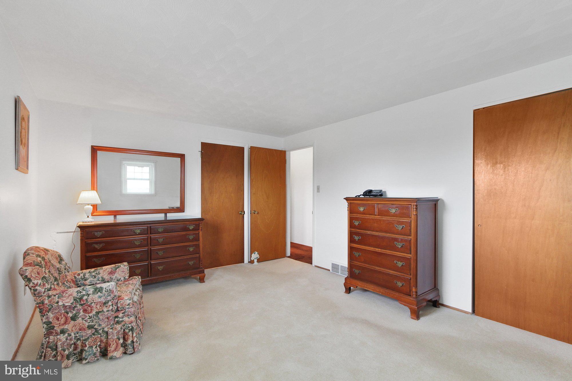 3435 Kingston Road York, PA 17402 - Photo 12 of 25 Gallery Image 12
