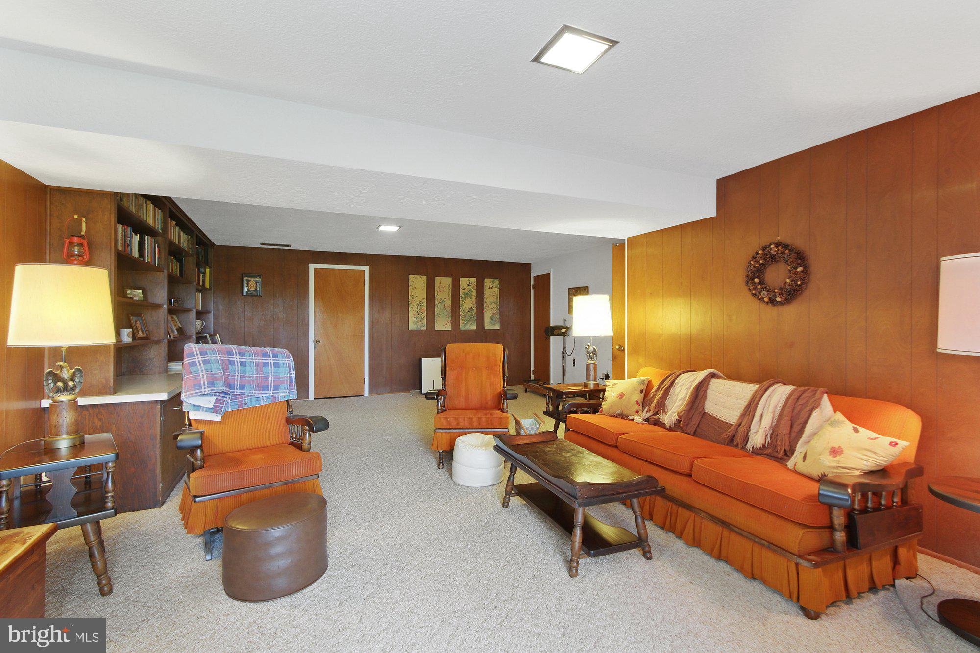 3435 Kingston Road York, PA 17402 - Photo 18 of 25 Gallery Image 18