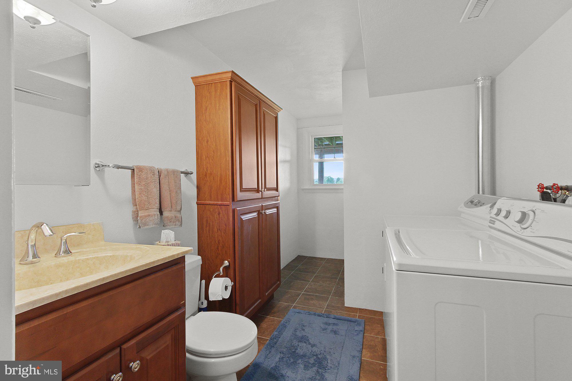 3435 Kingston Road York, PA 17402 - Photo 21 of 25 Gallery Image 21