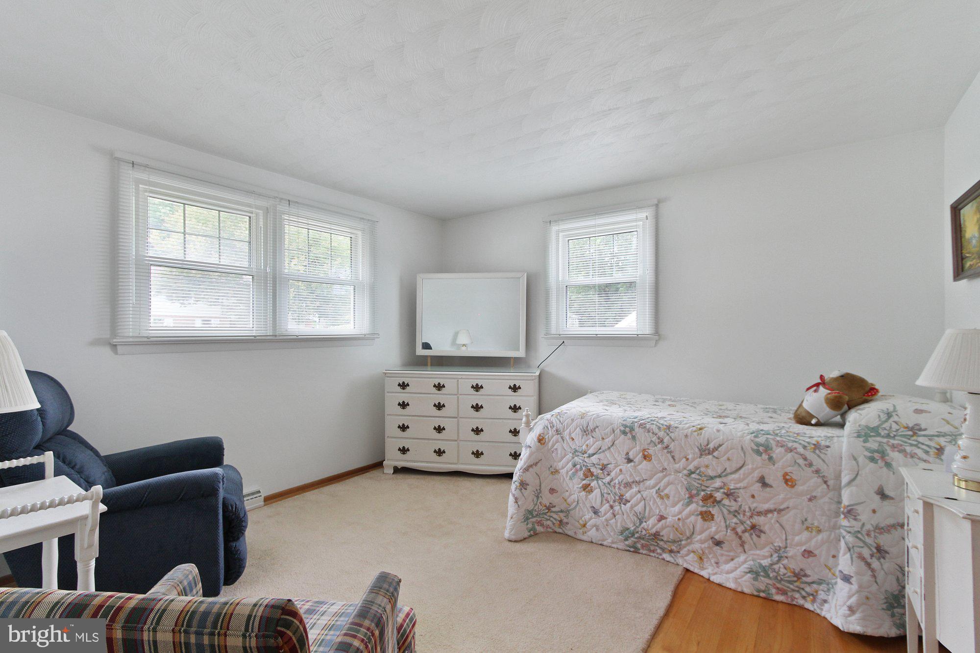 3435 Kingston Road York, PA 17402 - Photo 10 of 25 Gallery Image 10
