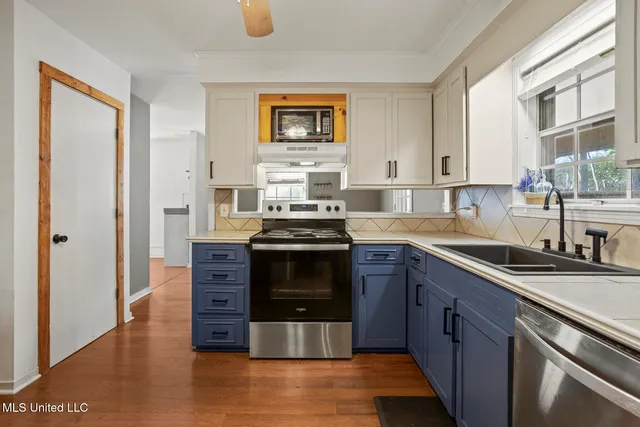 $299,000 | 1405 Riverwood Drive, Jackson, MS 39211