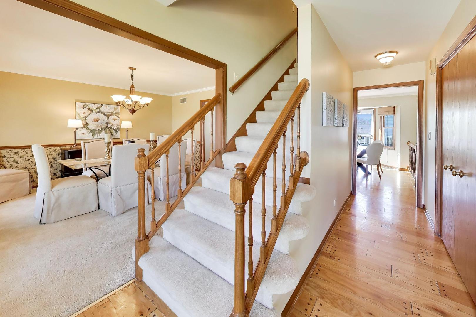 530 Cypress Bridge Road Lake Zurich, IL 60047 - Photo 4 of 44