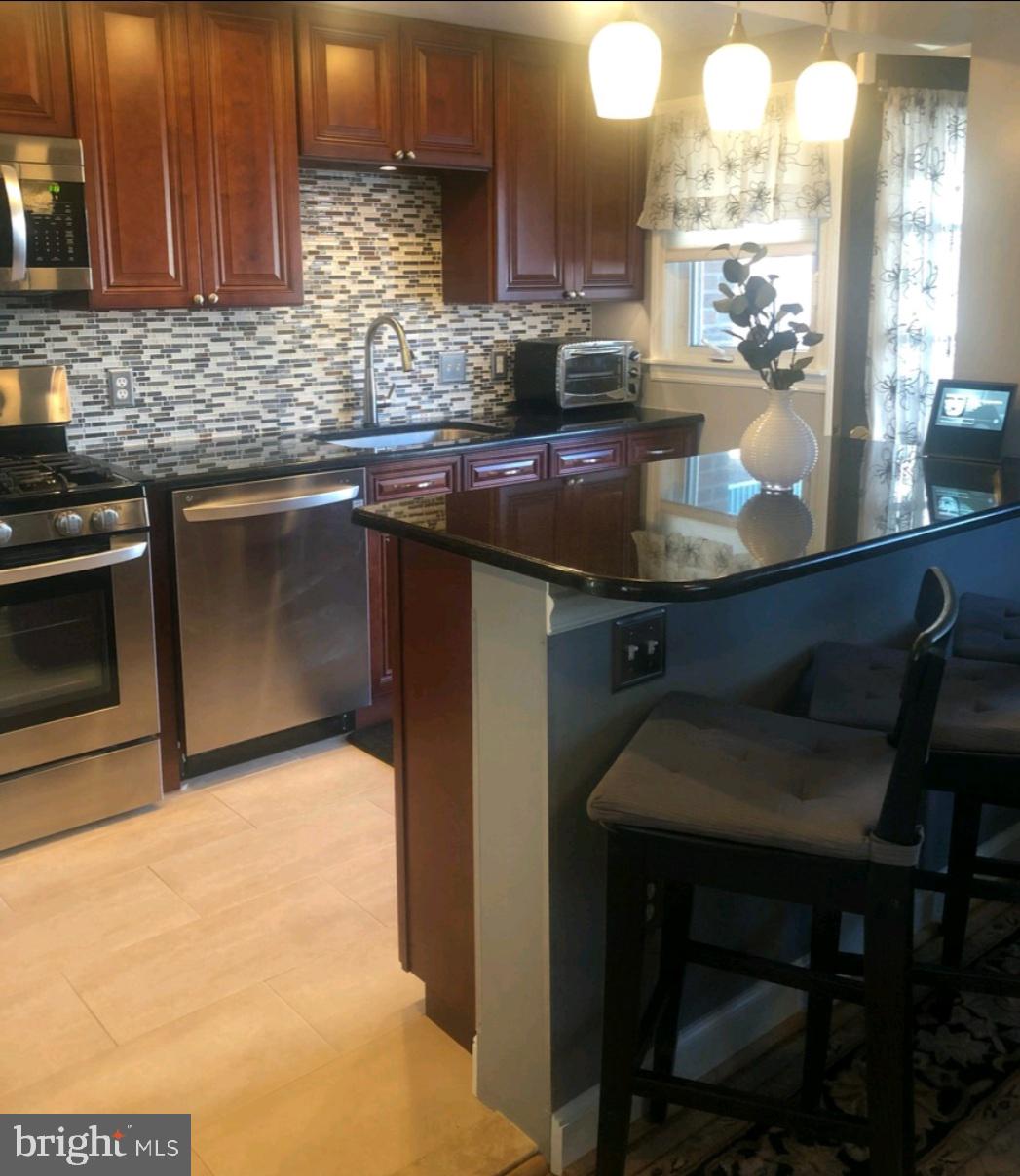 4045 Redden Road Drexel Hill, PA 19026 - Photo 10 of 36 kitchen