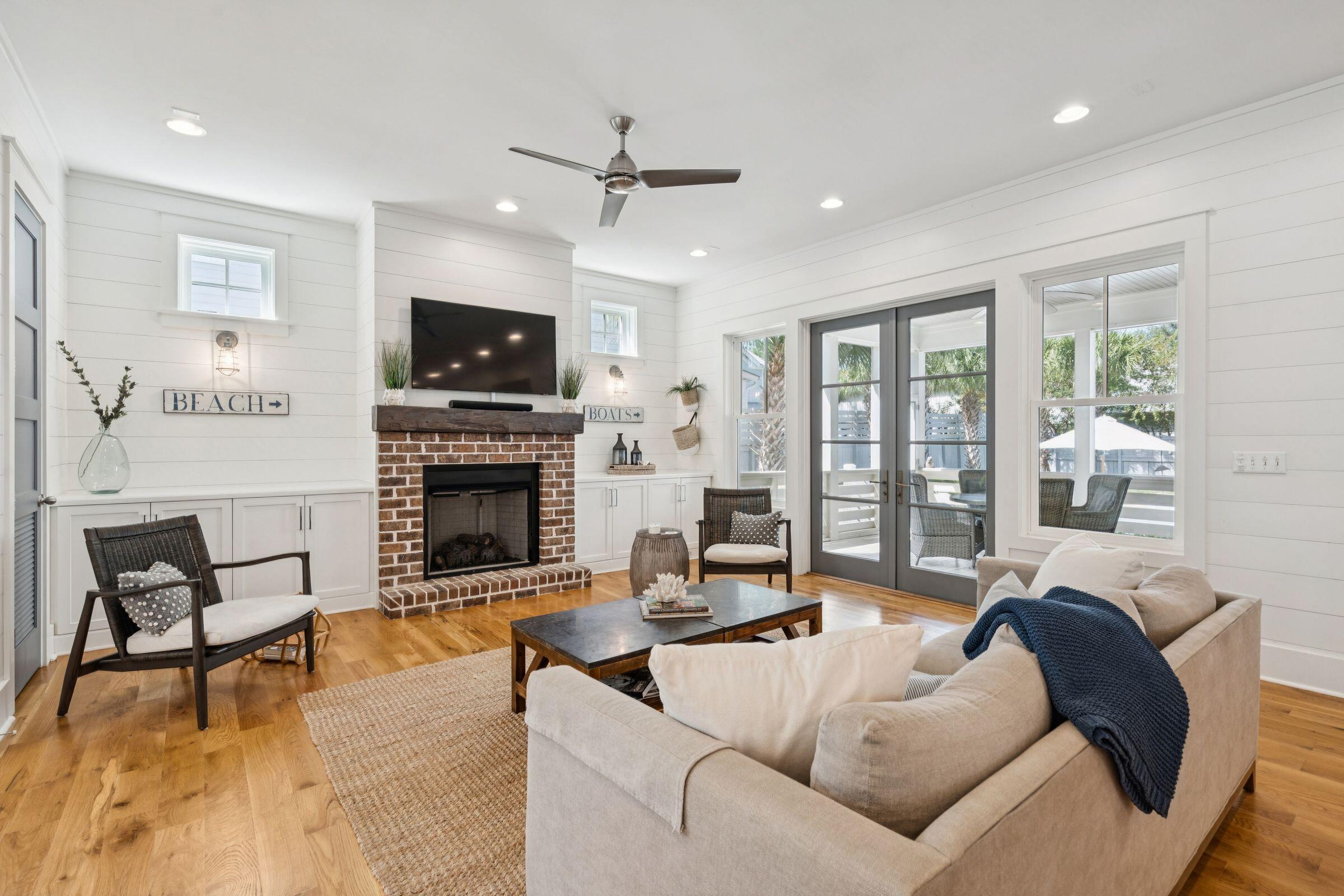 101 Ellis Street Mount Pleasant, SC 29464 - Photo 14 of 79 101EllisSt-KeenEyeMarketing-023