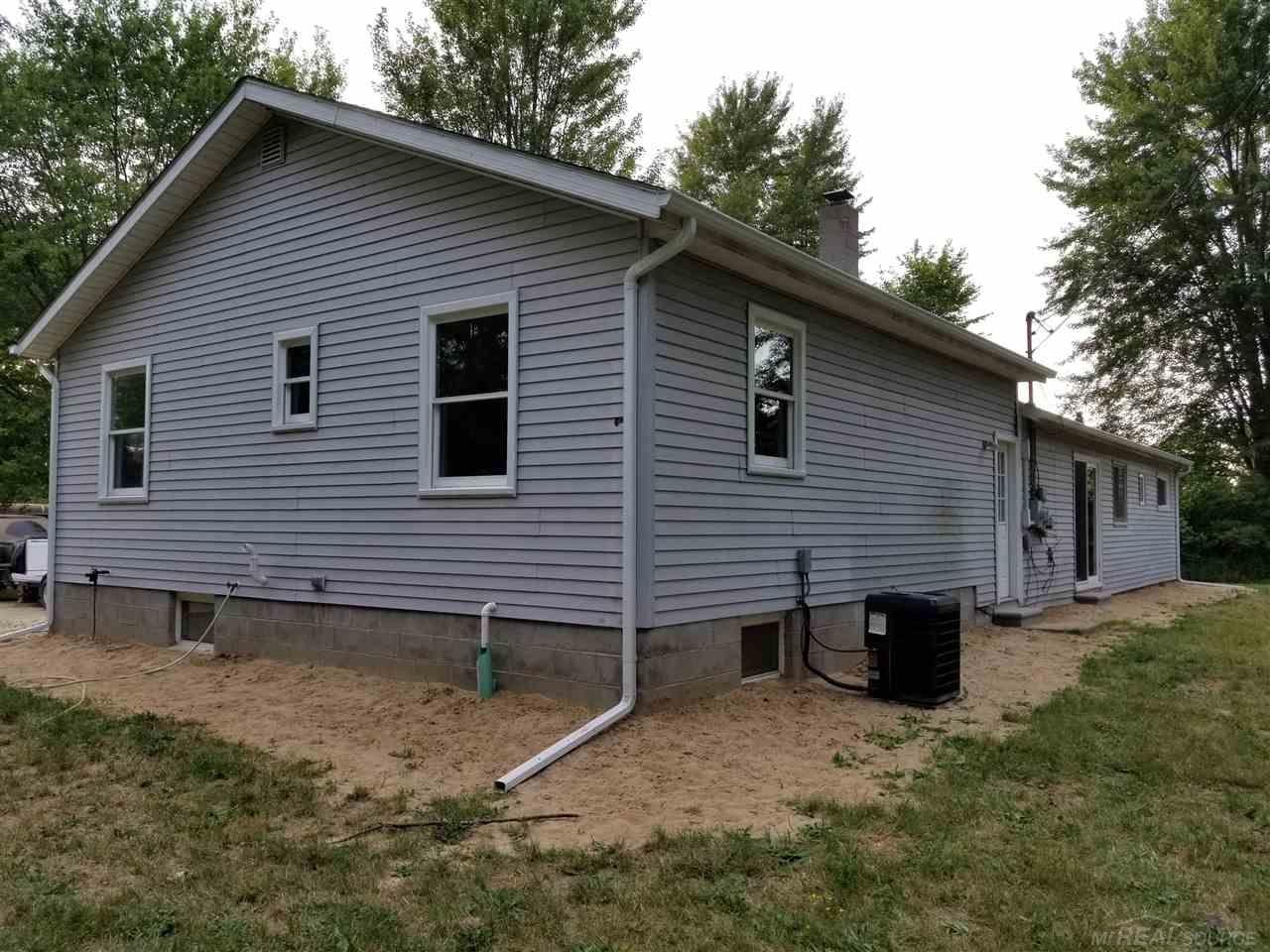 4100 Miller Road Emmett, MI 48022 - Photo 4 of 24