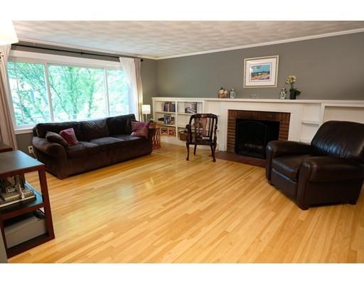 96 Nancy Road Milton, MA 02186 - Photo 8 of 20 Gallery Image 8