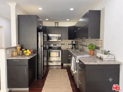 $485,000 | 5651 Windsor Way, Unit 105, Culver City, CA 90230