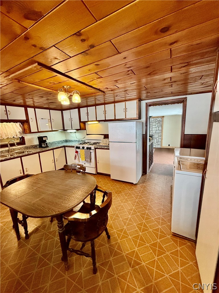 120 Edwards Road Lacona, NY 13083 - Photo 9 of 33