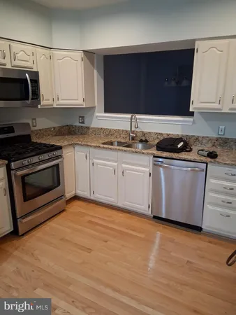 $3,400 | 1384 Park Garden Lane, Reston, VA 20194