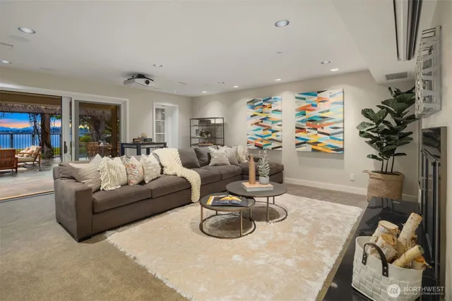 $35,000,000 | Undisclosed Address, Bellevue, WA 98004