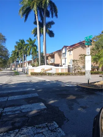 $2,600 | 14345 Southwest 57th Lane, Unit 514, Miami, FL 33183
