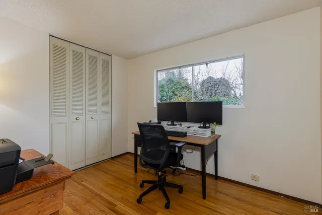 $825,000 | 533 Albert Way, Petaluma, CA 94954