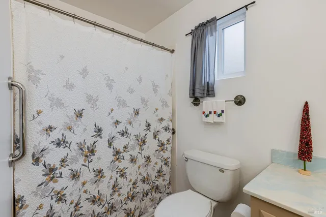 $825,000 | 533 Albert Way, Petaluma, CA 94954