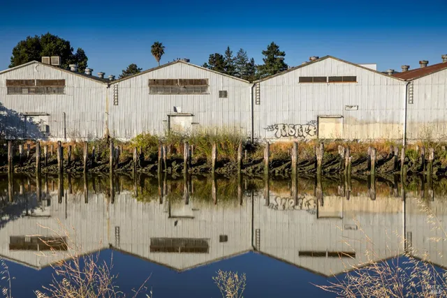 $825,000 | 533 Albert Way, Petaluma, CA 94954