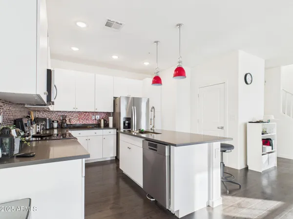 $348,000 | 2335 East Hidalgo Avenue, Phoenix, AZ 85040