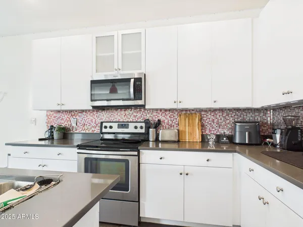 $348,000 | 2335 East Hidalgo Avenue, Phoenix, AZ 85040