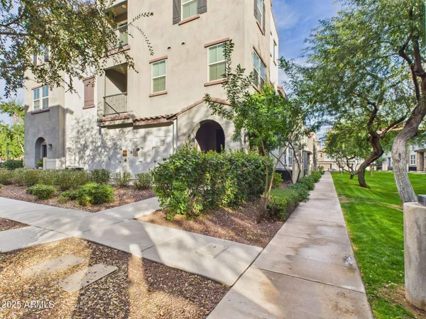 $348,000 | 2335 East Hidalgo Avenue, Phoenix, AZ 85040