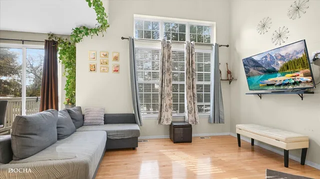 $2,500 | 480 Vaughn Circle, Aurora, IL 60502