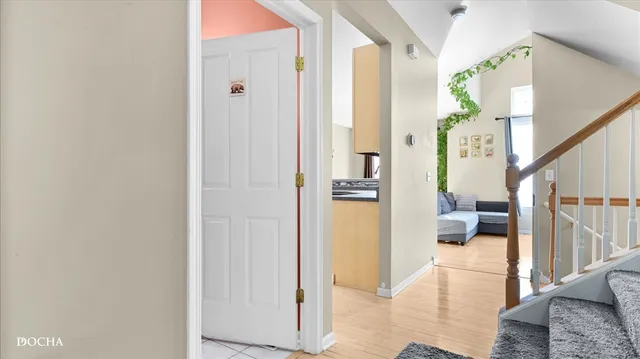 $2,500 | 480 Vaughn Circle, Aurora, IL 60502