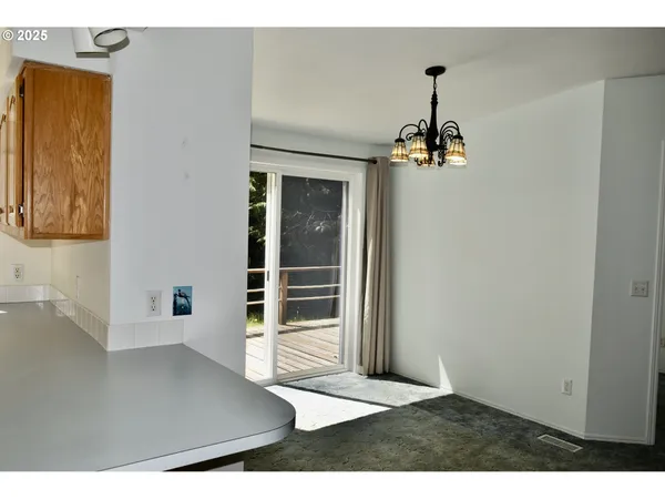 $465,000 | 42065 Vista Drive, Port Orford, OR 97465