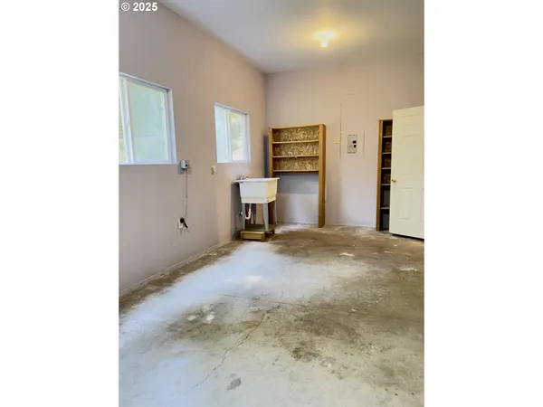$465,000 | 42065 Vista Drive, Port Orford, OR 97465