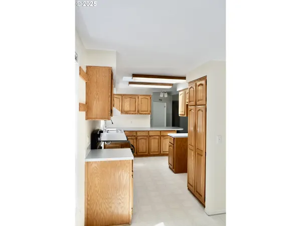 $465,000 | 42065 Vista Drive, Port Orford, OR 97465