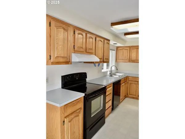 $465,000 | 42065 Vista Drive, Port Orford, OR 97465