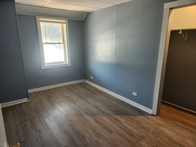 $300,000 | 106 West Comanche Avenue, Shabbona, IL 60550