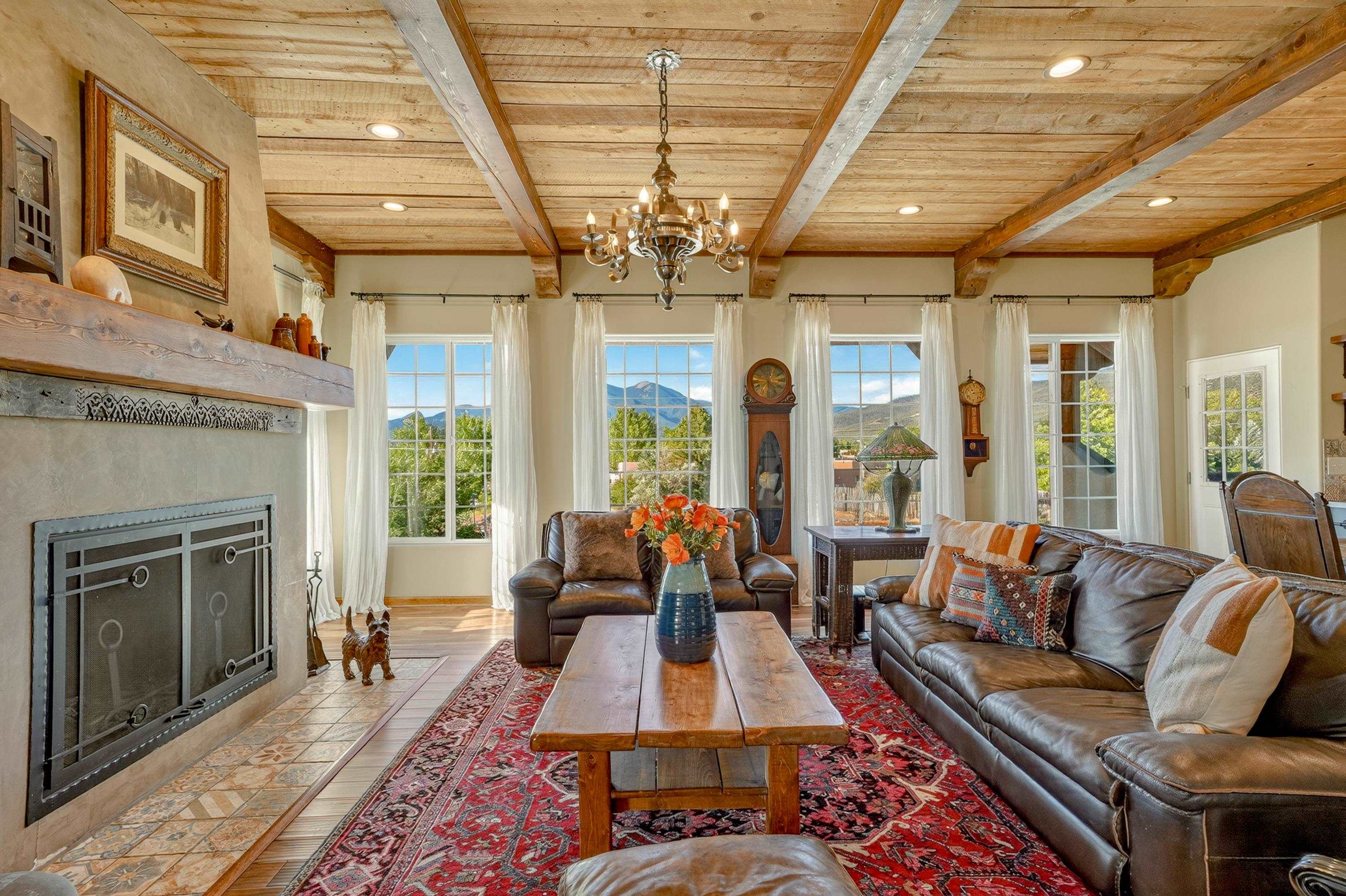 326 Cruz Alta Road Taos, NM 87571 - Photo 5 of 50 Gallery Image 5