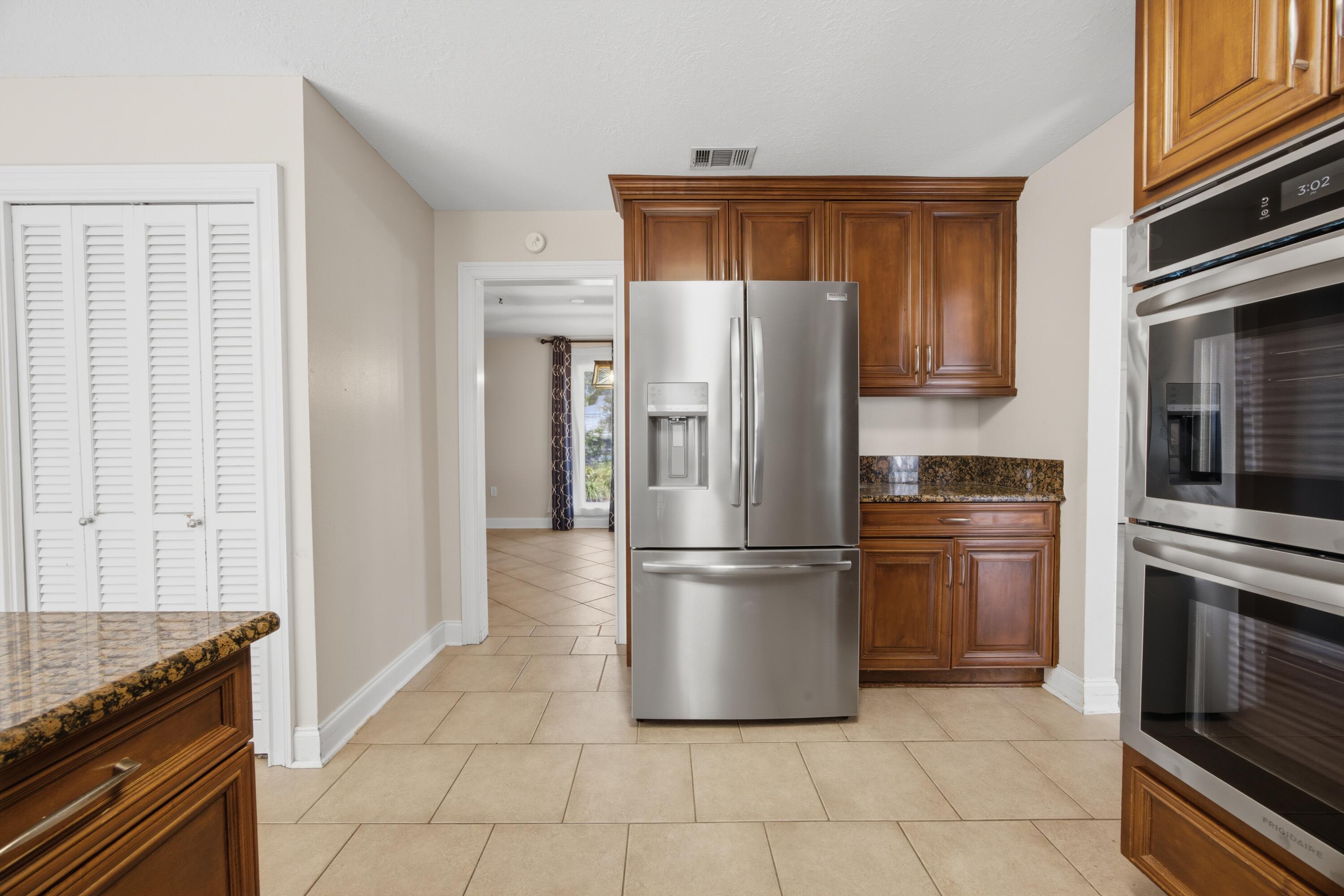 157 Country Club Road Shalimar, FL 32579 - Photo 13 of 72 E79A1173