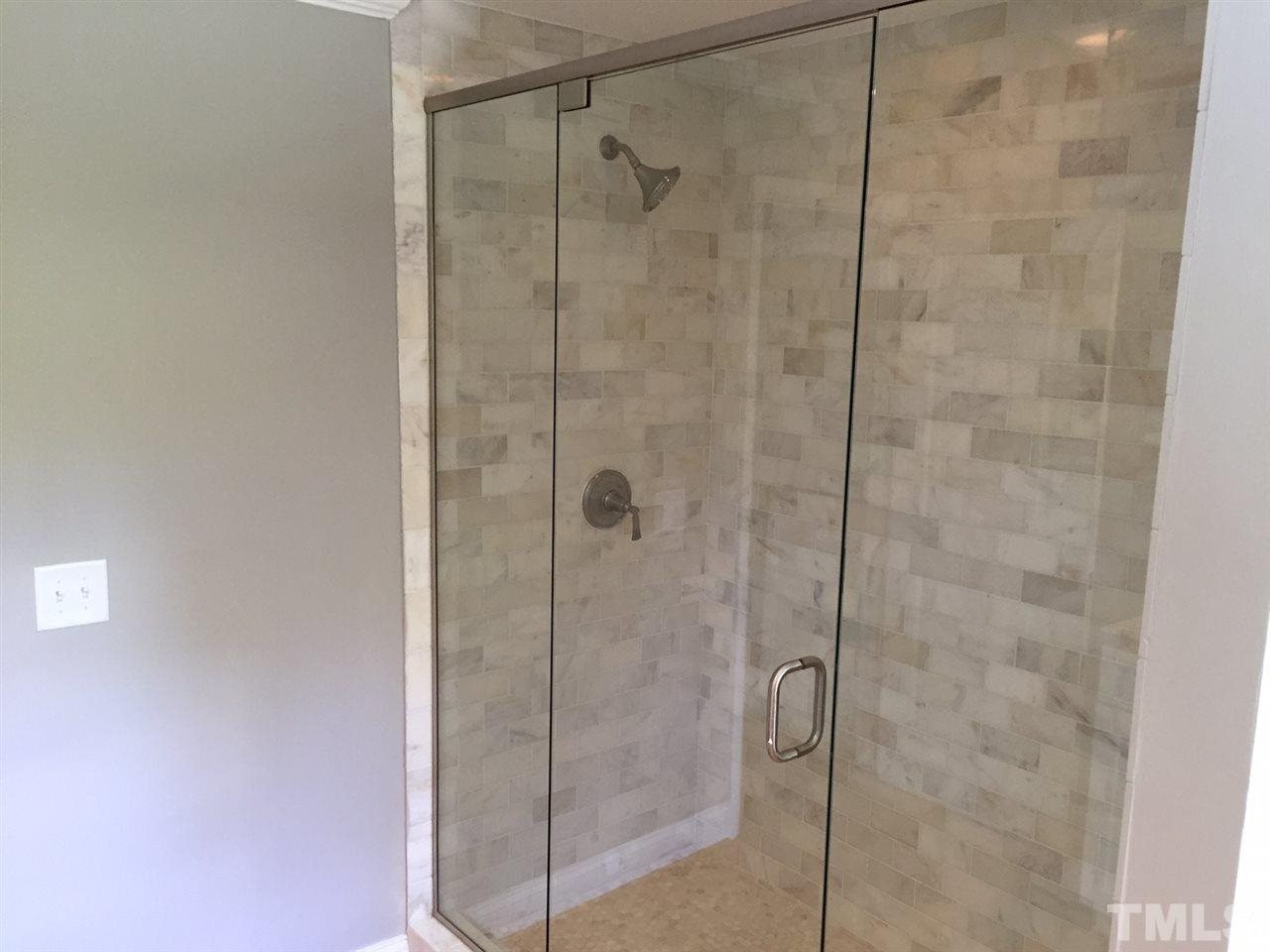 4305 Boxwood Road Raleigh, NC 27612 - Photo 11 of 19 Photo 11