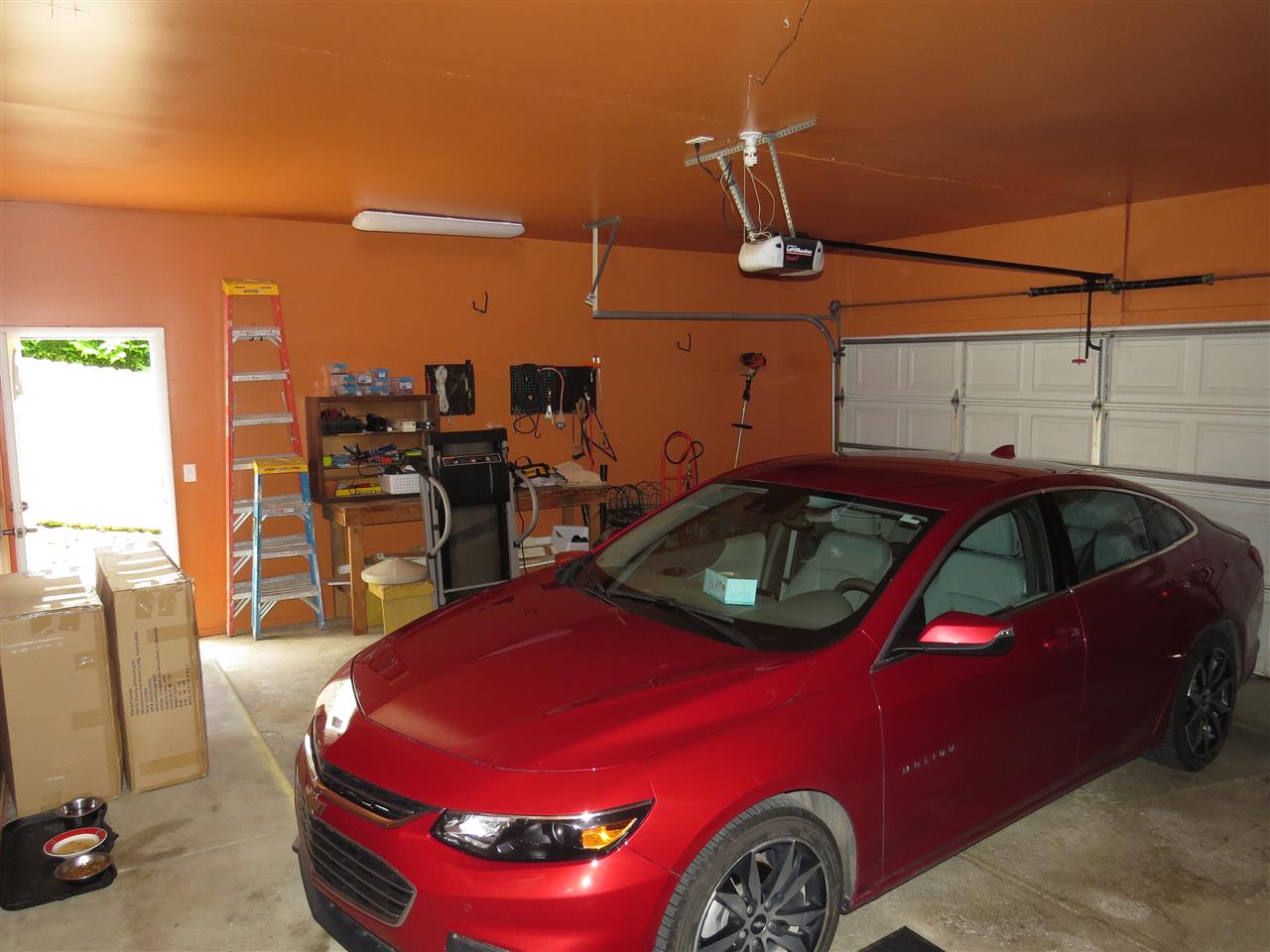 12327 Jennings Road Linden, MI 48451 - Photo 32 of 34 31384553-31.JPG