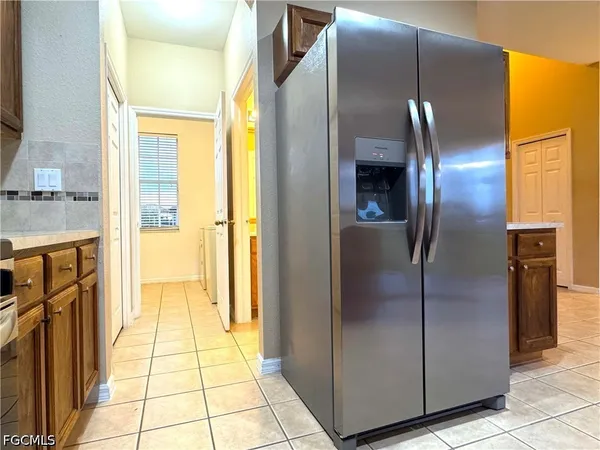 $2,300 | 117 Shadow Lakes Drive, Lehigh Acres, FL 33974