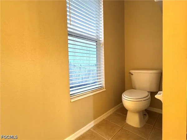 $2,300 | 117 Shadow Lakes Drive, Lehigh Acres, FL 33974