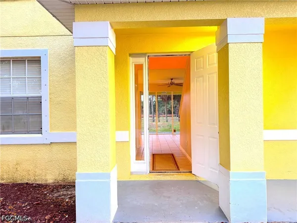 $2,300 | 117 Shadow Lakes Drive, Lehigh Acres, FL 33974