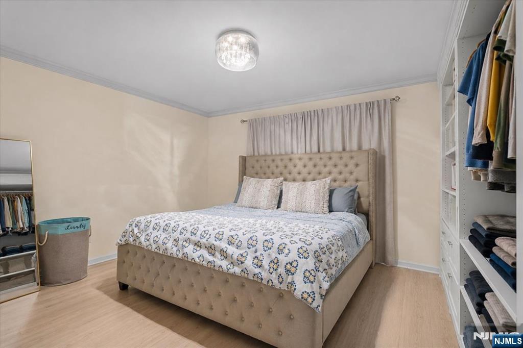 43 Berwyn Place Bergenfield, NJ 07621 - Photo 11 of 31