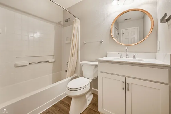 $465,000 | 12132 Aldenham Boulevard, Fishers, IN 46037