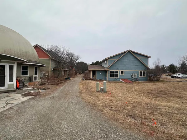 $110,500 | 9 Common Way, Charlotte, VT 05445