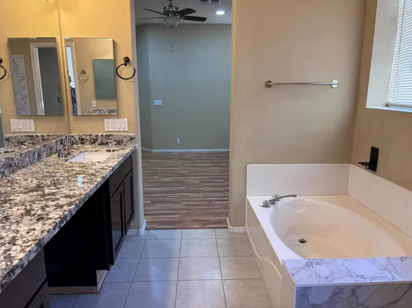 $2,699 | 2720 East Hulet Drive, Chandler, AZ 85225