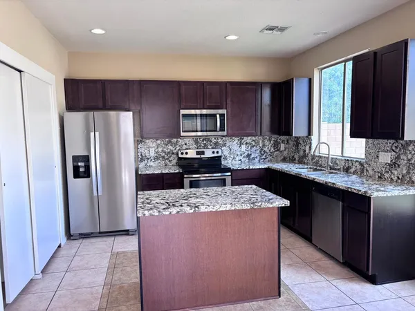 $2,699 | 2720 East Hulet Drive, Chandler, AZ 85225