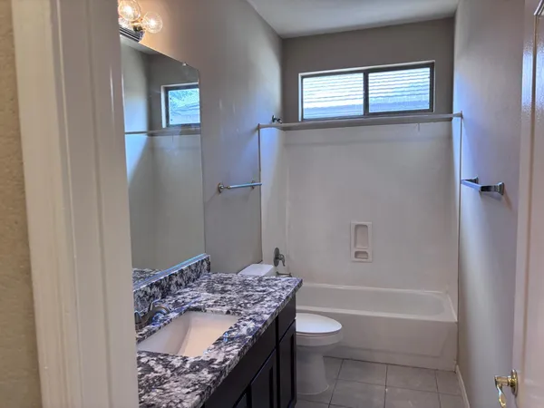 $2,799 | 2720 East Hulet Drive, Chandler, AZ 85225