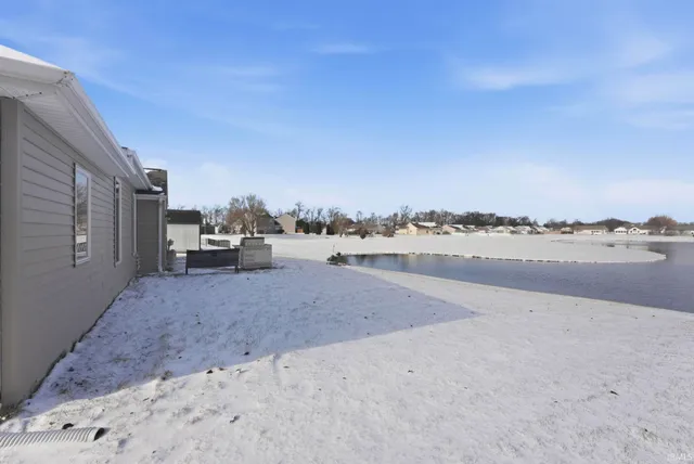 $279,900 | 922 Honey Willow Boulevard, Huntertown, IN 46748